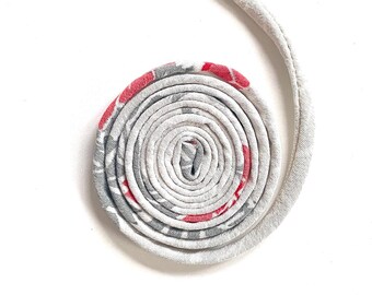 Japanese KOFU Silk Cord – Antique Kimono Fabric, Gray & Rose Red (5mm, 1m)