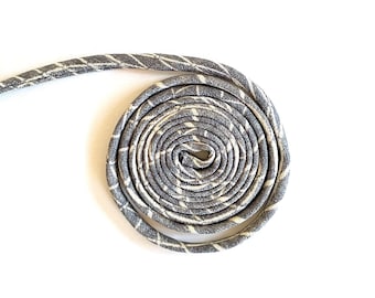 Japanese KOFU Silk Cord – Antique Kimono Fabric, Gray and White  (5mm, 1m)