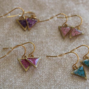 Dainty Queen Anne&#39;s Lace Earrings: Real Flower Resin Jewelry