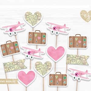 Puede incluir: Archivo digital imprimible de 10 toppers para cupcakes con temática de viaje. Los toppers incluyen corazones rosas, maletas marrones, aviones rosas y mapas. Los toppers son perfectos para una fiesta con temática de viaje.