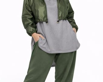 Metallic khaki short jacket