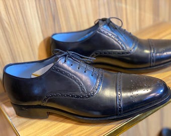 Zapatos Oxford de cuero genuino hechos a mano para hombre, con cordones y puntera reforzada. Zapatos con suela de cuero para la oficina o fiestas de boda.
