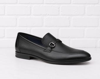 Mocasines de cuero negro para hombre, sin cordones, para ocasiones formales, bodas y ocasiones elegantes en la oficina.
