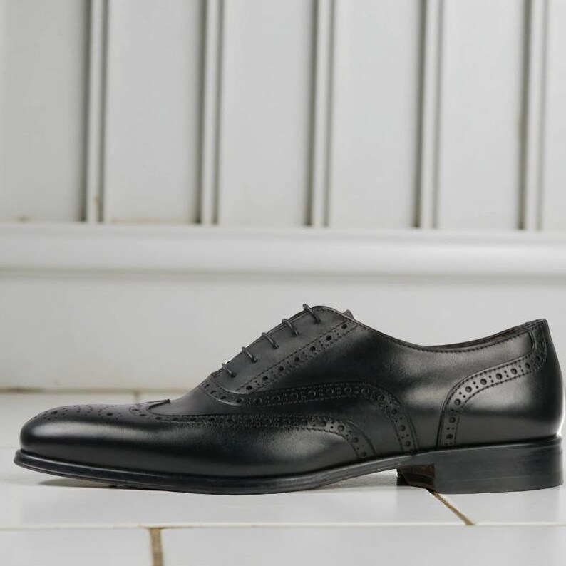 Men's Black Oxford Wingtip Brogue Shoes Handmade Leather Wedding Business Formal Dress Footwear image 3