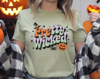 Camiseta informal de Halloween para mujer, bonita y malvada, camiseta de color salvia, perfecta para mamás que piden dulces