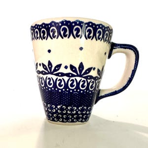 Vintage Polish Pottery Boleslawiec Manufaktura Mug Blue White Hand Painted Swan Lake Design