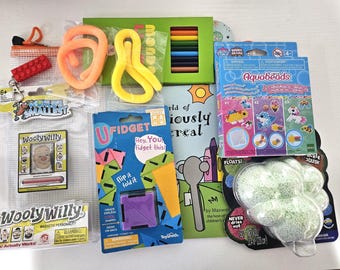 Kids Travel Activity Kit: Airplane Busy Bag with Fidgets & Aquabeads