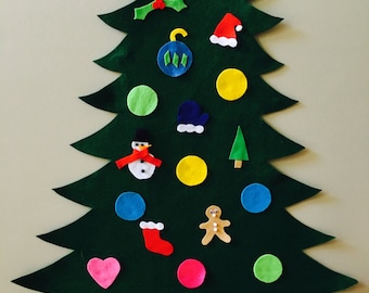 Adornos navideños de fieltro con círculos más grandes, más fáciles para las manos pequeñas.