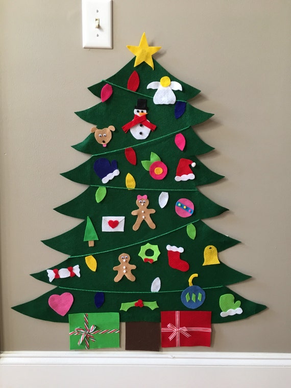 Felt Christmas Tree With 20 Different Ornaments and Presents
