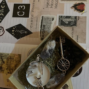 Hecate Altar Offering