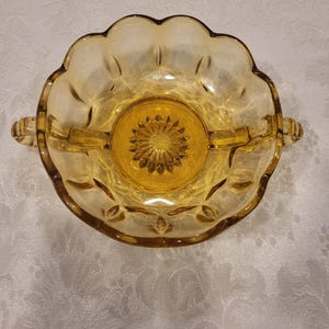 Plato vintage Anchor Hocking Fairfield de cristal ámbar