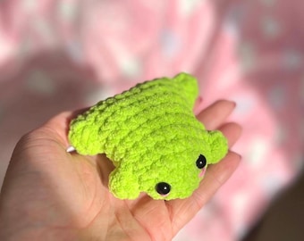 Pocket Frog Amigurumi - Mini Crochet Frog Plush - Handmade Frog Keychain - Soft Stress Relief Gift Idea- Kawaii Desk Buddy