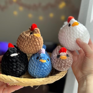 Virkade kycklingar inspirerade av Stardew Valley – Handgjorda spelplyschdjur | Present till videospelsfans | Amigurumi-kycklingplyschdjur bild 2