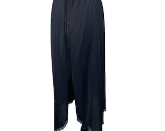 Media combinación de satén y encaje negro Shadowline vintage, talla mediana, 58 cm de largo, abertura lateral alta