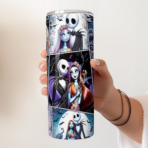 K&ouml;nnte beinhalten: Ein Edelstahlbecher mit einem farbenfrohen Design, das Jack Skellington und Sally aus Nightmare Before Christmas zeigt. Das Design enth&auml;lt mehrere Bilder des Paares in verschiedenen Posen.