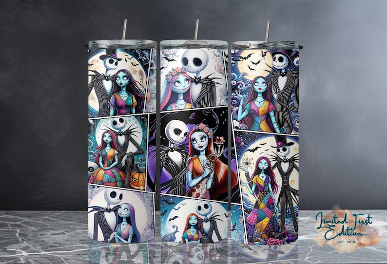 K&ouml;nnte beinhalten: Drei Edelstahlbecher mit einem Comic-Design, das Jack Skellington und Sally aus Nightmare Before Christmas zeigt. Die Becher sind mit verschiedenen Szenen aus dem Film verziert, darunter Jack und Sally beim Tanzen, Jack und Sally auf einem Friedhof und Jack und Sally in einem Schneesturm. Die Becher sind alle in einer limitierten Erstauflage.