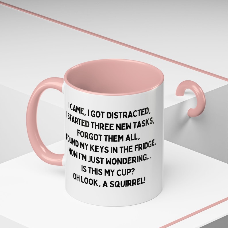 Caneca de café de esquilo: presente engraçado de apoio ao TDAH imagem 2
