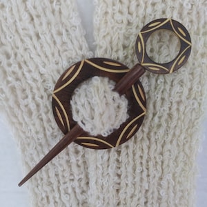 Bird Shawl Pin // Wrap Pin // Wooden Shawl Pin // Crocheted Shawl