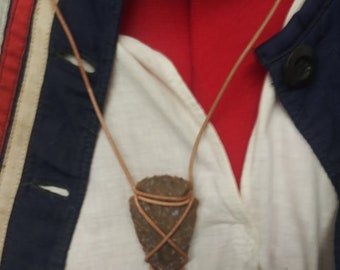 Cherokee style Indian arrowheads . Hand chipped TN  arrowheads.  USA. American made arrowheads. Arrowhead necklace.