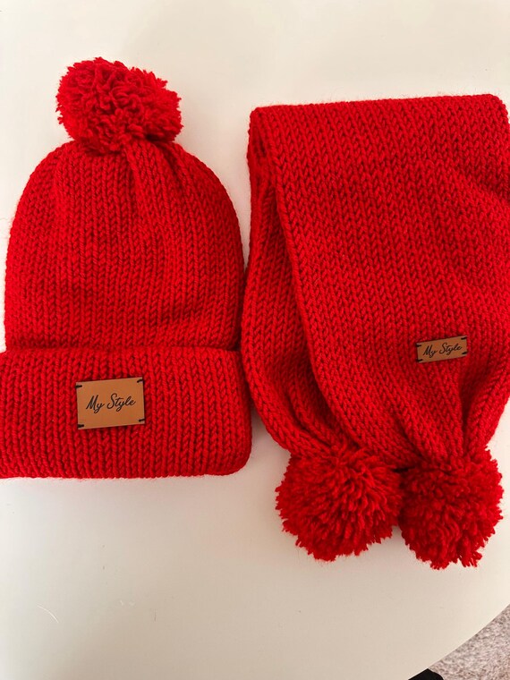 Red Scarf and Beret Set - Etsy Canada display picture 1