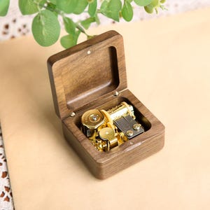 Birthday Gift Custom Vintage Wooden Music Box Personalized Engraved Text Mini Music Box Unique Anniversary Gift  Music Box gifts for Her