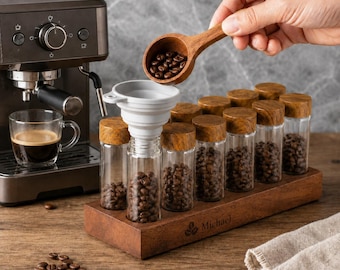 Frascos de vidrio para muestras de café con soporte de madera, estante para especias con varios frascos, decoración de cocina rústica, regalo para amantes del café, regalo para un nuevo hogar.