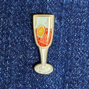 Negroni Sbagliato Cocktail - Enamel Pin - Cocktail Gift