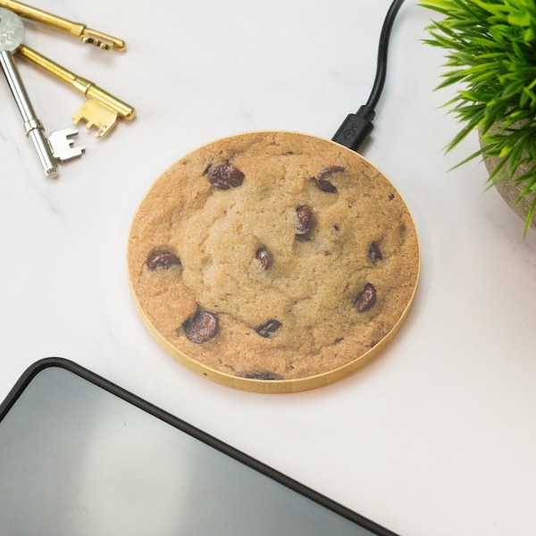 Cookie Wireless Phone Charger Wooden Printed Cell Phone Gift