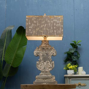 Baroque Style Wooden Base Table Lamp Farmhouse Table Lamp Bedside Table Lamp Rustic Lampshade Hand Carved Decorative Table Lamp Home Decor