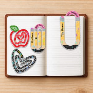 Personalized Jumbo Hologram Paper Clip with Teacher Name, Teacher Appreciation Gift, Teacher Paperclip Bookmark, Back to School Gift