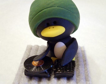 dj penguin