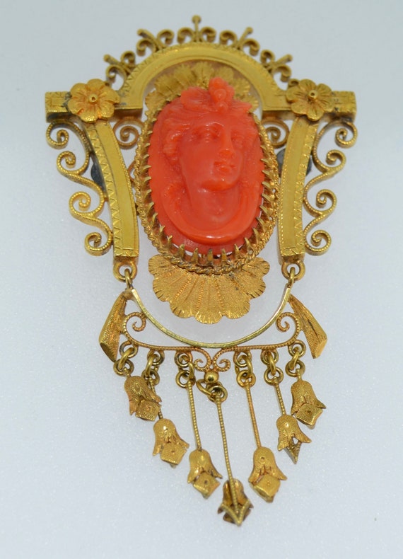 18K Victorian Etruscan Revival Coral Cameo Brooch - image 8