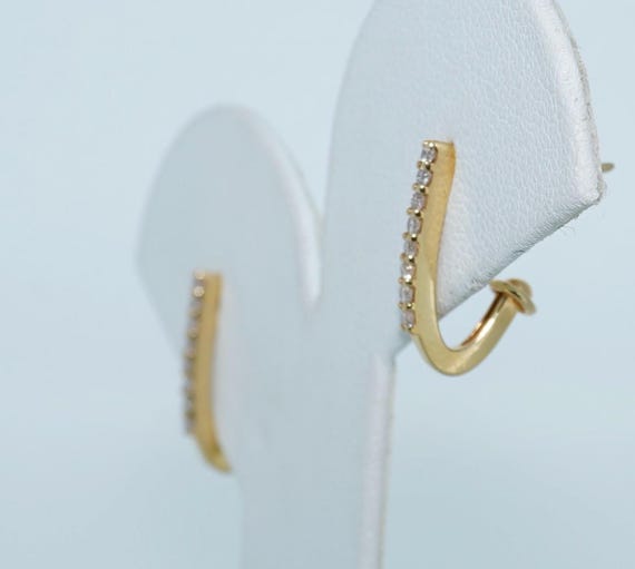 18K Emerald & Ruby Dangle Drop Earrings - image 8