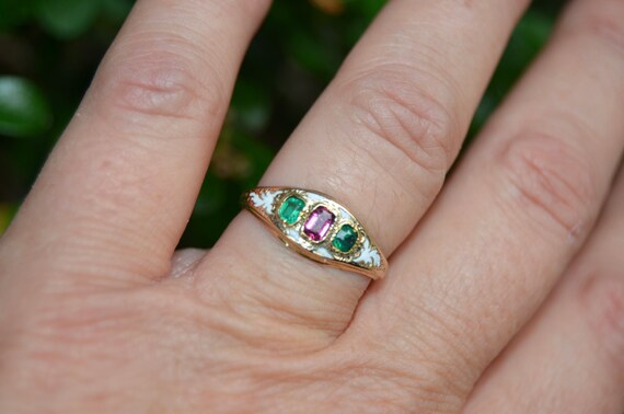 Victorian 14K White Enamel Garnet and Emerald Ring - image 7