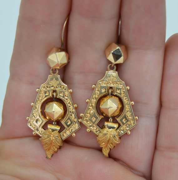 14K Victorian Etruscan Revival Earrings - image 9