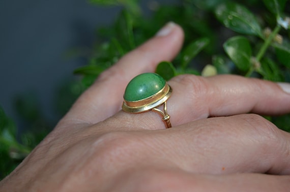 18K Green Turquoise Cabochon Ring - image 3