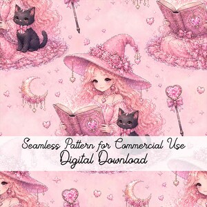 Puede incluir: Un patrón digital sin costuras que muestra a un personaje de largo cabello rosa con un sombrero adornado con rosas, leyendo un libro y acompañado por un gato negro. El diseño incluye lunas crecientes, gemas en forma de corazón y varitas.