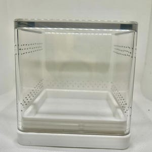 Enclosure - 4X4X4 - Undecorated