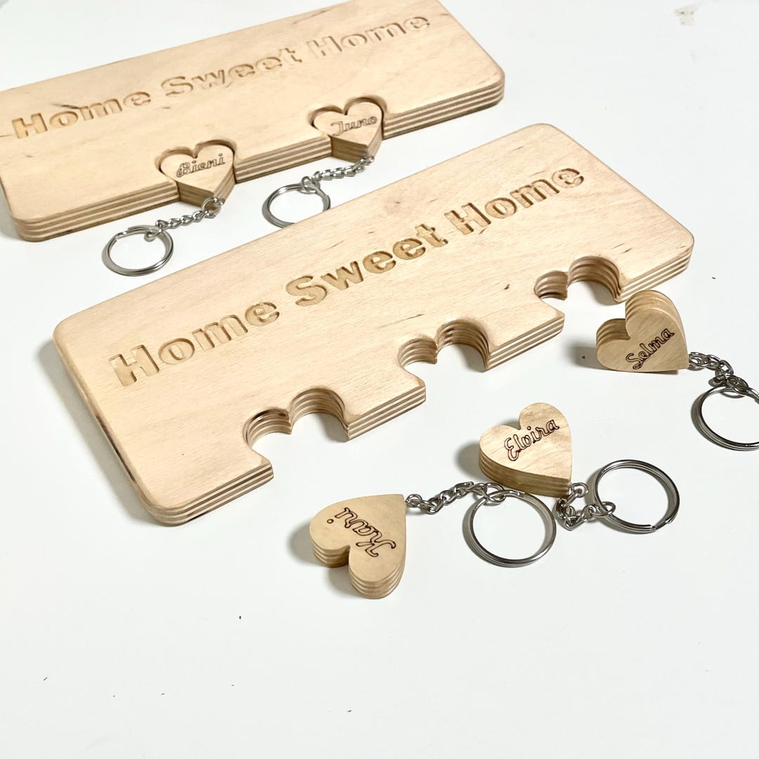 Personalized Wooden Key Rack With Heart Key Rings Practical ...