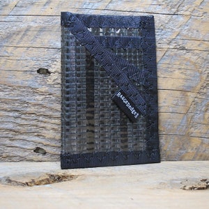 Cartera de identificación de funda de tarjeta - Fibra de carbono negro - Hecho en EE.UU. - Vegano - Minimalista