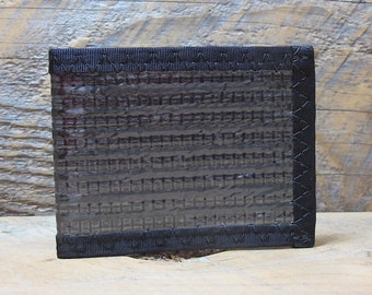 Minimalist Pocket Bifold Wallet with external ID - USA Made - Vegan - Carbon Fiber Black
