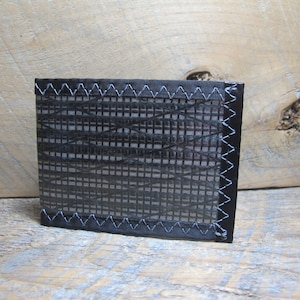 Cartera de identificación plegable con bloqueo RFID de fibra de carbono - Fabricada en EE. UU. - Vegana - Negra/Gris
