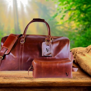 Mens Leather Gift Bag Set: Personalized Duffle Bag and Dopp Kit for him, Monogram Travel Set, Weekender and Wash Bag with name initials