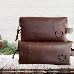 Personalized Toiletry Bag for Father&#39;s Day, Men&#39;s Travel Toiletry Bag, Toiletry Bag for Men, Custom Toiletry Bag and Groomsman Gifts