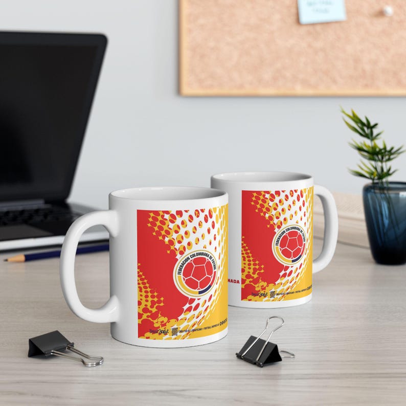 Taza de Café La Tricolor Colombia 2026, Regalo Colombiano, Copa Mundial 2026 Fan Gift, Taza Deportiva de Fútbol Colombia, Soccer Lovers Mug image 5