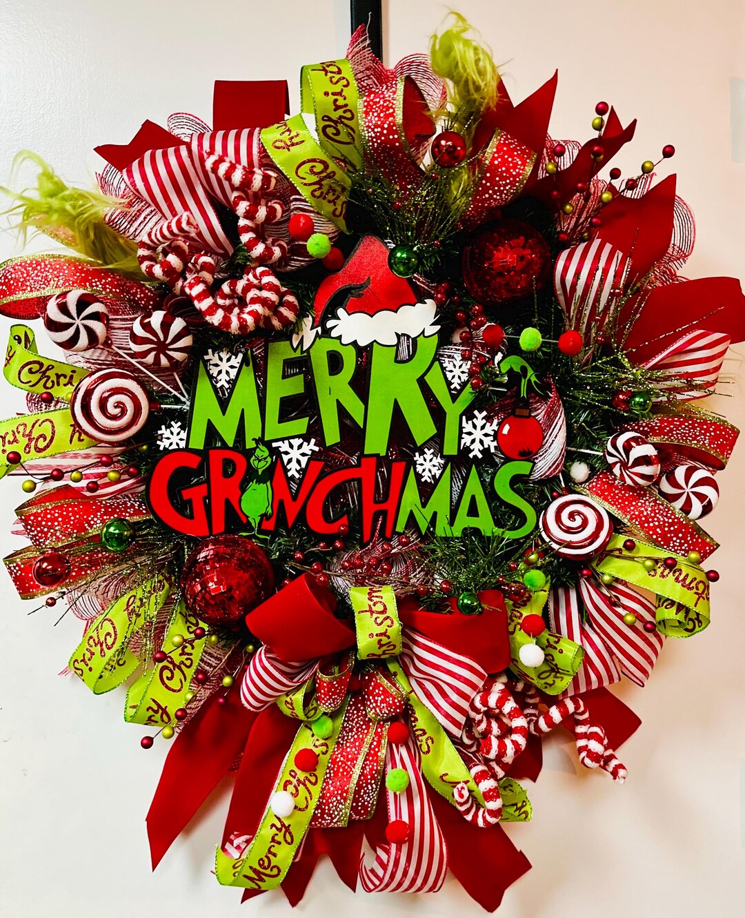 Feeling Grinchy Wreath - Etsy