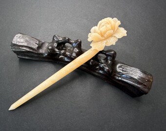 Certified Natural Xiu Jade Serpentine Hand Carved Hair Pin  display picture 1