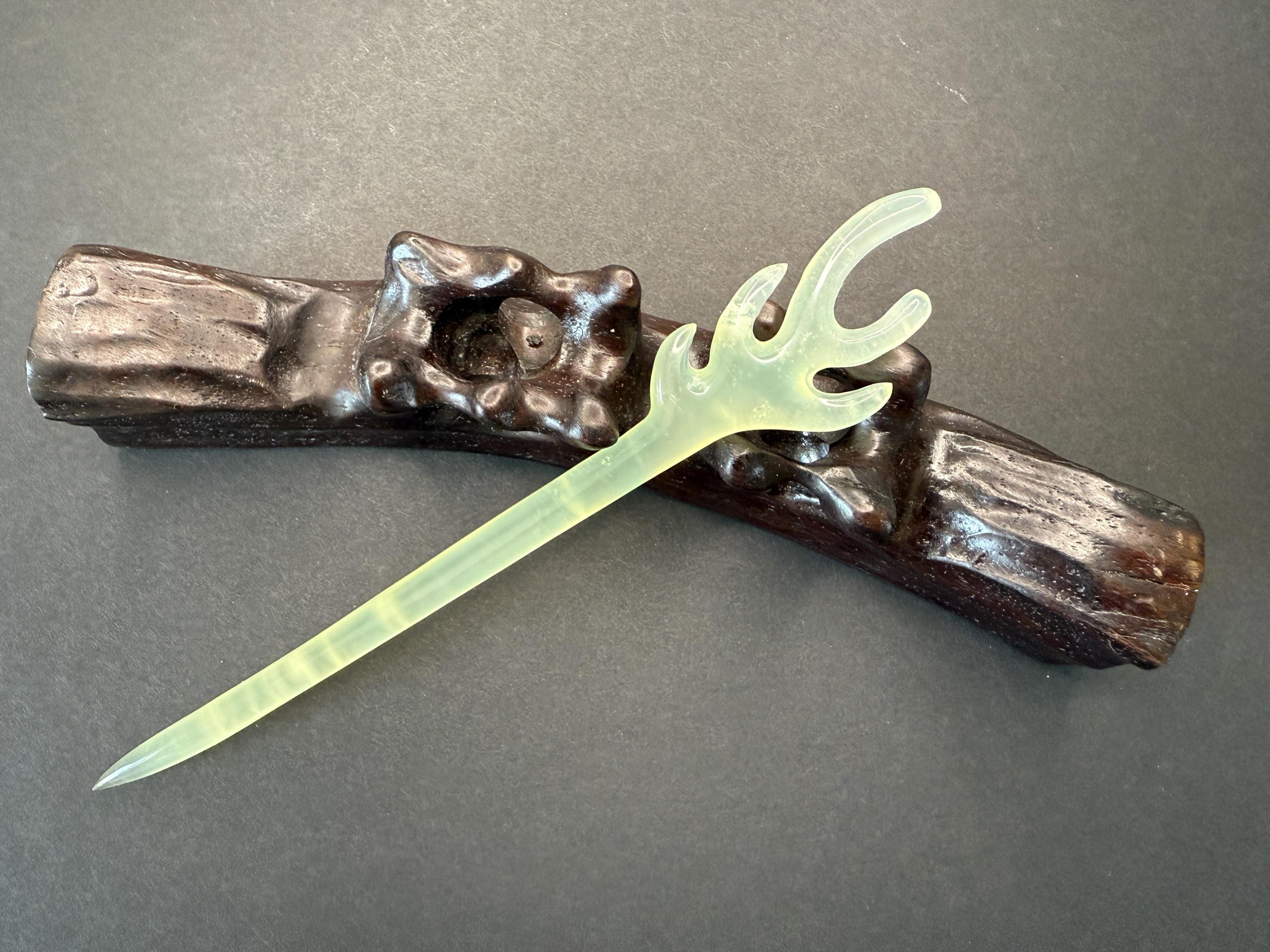 Handmade Jade Antler Hairpin – Translucent Xiuyan Deer Horn Hair