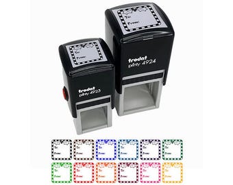 Pode incluir: Dois carimbos pretos Trodat Printy 4923 e 4924. Cada carimbo tem um design retangular com as palavras "Para:" e "De:" no interior. Os carimbos são mostrados com vários designs de borda coloridos.