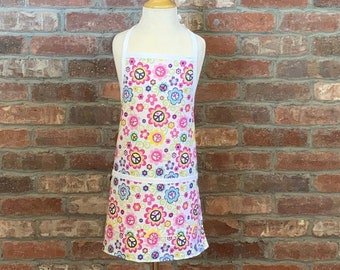 Peace Daisy Kids Apron - 3 sizes - toddler, kids, or tween, Reversible Apron, full apron, apron with pockets by Lucky Ducky Designs